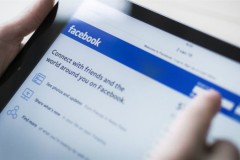 Cách lấy lại mật khẩu và mở khóa Facebook khi không vào được