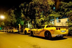 Dàn siêu xe Sài Gòn diện "áo vàng" tập kết trước khi di chuyển đến Đà Nẵng