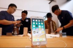 Điện thoại iPhone 8 lên kệ kém ồn ào ở các thị trường châu Á
