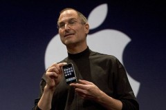 Apple tiết lộ Steve Jobs từng muốn có nút back trên iPhone