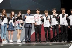Faker gửi tối hậu thư cho Scout - cựu đàn em tại SKT T1 và giờ là trụ cột của EDG