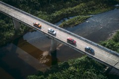 Ford vẫn tăng trưởng ổn định dù thị trường ô tô Việt Nam đang có "bão"