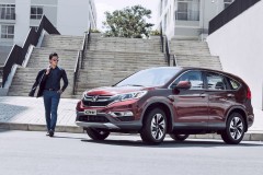 Honda CR-V đầu tháng giảm giá "sốc", cuối tháng giảm giá nhẹ từ 10 - 20 triệu đồng