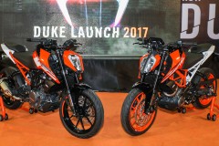 KTM Duke 250 và 390 2017 ra mắt tại Malaysia, giá từ 5.168 USD