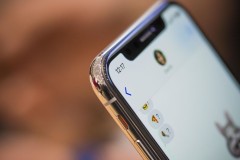 Vì sao màn hình Super Retina của iPhone X không sáng bằng màn hình SuperAMOLED của Galaxy S8?