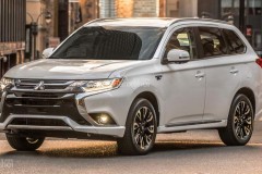 Mitsubishi Outlander PHEV 2018 nhập tịch Mỹ với giá từ 807 triệu đồng
