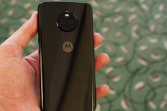 Moto X4 camera kép xóa phông, chống nước IP68 chính thức trình làng