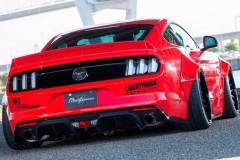 Ngắm thành quả của Liberty Walk sau lần đầu "chạm" vào Ford Mustang