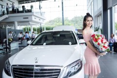 Người đẹp Phan Thị Mơ tậu xe sang Mercedes-Benz S400 trị giá 4 tỷ đồng