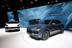 Porsche Cayenne Turbo 2018 mạnh mẽ bất ngờ với 542 mã lực, ra mắt tại Frankfurt