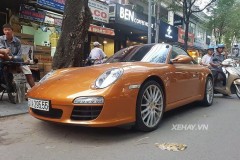 Sài Gòn: Bắt gặp Porsche 911 Carrera Cabriolet dạo phố ngày cuối tuần