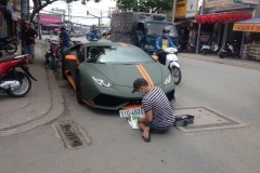 Sài Gòn: Lamborghini Huracan độ mâm khủng, gắn biển số chuẩn bị đi chơi lễ 2/9