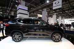 SsangYong Rexton 2018 làm quen với khách hàng châu Âu, qua Frankfurt