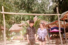 Bộ ảnh cặp đôi phượt thủ đưa nhau đi khắp thế gian gây BÃO