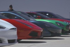 Cuộc đua nước rút hấp dẫn của 13 siêu xe và xe thể thao năm 2017