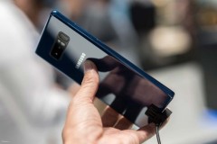 Hình ảnh Galaxy Note 8 Xanh: xanh luôn cả bút