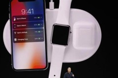 iPhone X năm sau sẽ có màn hình lớn hơn cả Galaxy Note 8