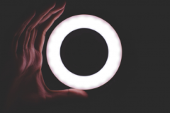 Lần đầu tiên ánh sáng được lưu trữ dưới dạng âm thanh, máy tính ánh sáng sắp thành hiện thực