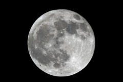 Mặt Trăng là nơi lạnh nhất trong hệ Mặt Trời