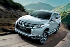 Mitsubishi Pajero Sport 2017 giảm giá “sốc”, quyết cạnh tranh với Fortuner