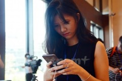 Người Việt dùng smartphone truy cập Internet để làm gì nhiều nhất?