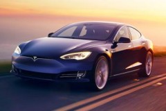 Tesla hợp tác với AMD để phát triển chip riêng dùng cho tính năng tự lái