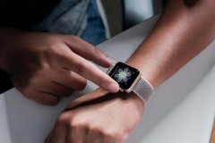 Trên tay Apple Watch Series 3 LTE: chưa dùng được mạng ở Việt Nam, microphone tốt bất ngờ