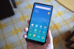 Trên tay Xiaomi Mi Mix 2: Thiết kế ấn tượng, Snapdragon 835, 8GB RAM, MIUI 9