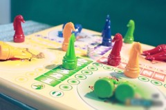 Tuổi thơ đáng giá bao nhiêu?