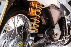 Wave A độ đầy bốc lửa với nhiều đồ chơi gây kích thích