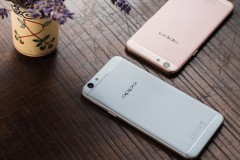 Xuất hiện poster quảng cáo OPPO F5 tại trung tâm thương mại Philippines