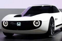Honda Sports EV Concept: Xe chạy điện mang phong cách thể thao xuất hiện tại Tokyo Motor Show 2017