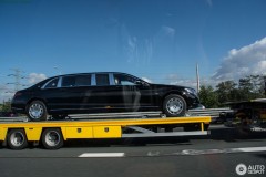 Bắt gặp Mercedes-Maybach S600 Pullman Guard bọc thép giá triệu đô tại Hà Lan