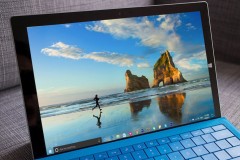Công cụ giúp biến thanh Taskbar màu đen nhàm chán trên Windows 10 trở nên trong suốt