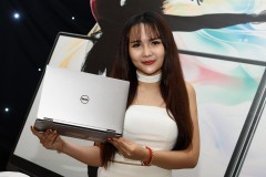 Dell XPS 13 9365 và Inspiron 7373: Laptop “2 trong 1”- Viền siêu mỏng, màn hình xoay 360 độ