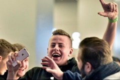 82% thiếu niên Mỹ muốn mua iPhone X