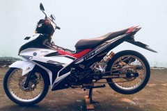 Exciter 150 độ nhẹ nhàng với đôi chân lướt gió của biker Quảng Nam