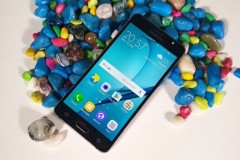 Galaxy J5 2016 nhận cập nhật Android 7.1.1 với giao diện Experience 8.5