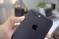Giá cao và ít quảng cáo đã khiến iPhone 8 bị iPhone 7 vượt mặt về doanh số