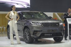 Range Rover Velar cũng đã chính thức được giới thiệu tại Việt Nam, giá 5,1 tỷ