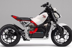 Honda Riding Assist-E - xe mô tô điện tự động cân bằng sẽ ra mắt tại triển làm Tokyo 2017