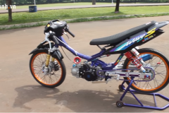 Honda Wave độ Drag đầy chất chơi của Biker Thái Lan