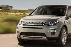 Land Rover nâng cấp nhẹ Discovery Sport và Evoque 2018, động cơ mới, giá từ 37.800 USD