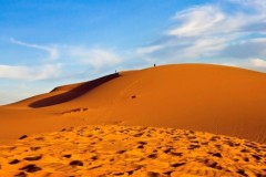 Ngỡ ngàng những đồi cát đẹp nhất Việt Nam(P.1): Quẳng hết gánh âu lo để tâm hồn được vỗ về thư thái…