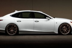 Ngoài LC 500, Lexus còn mang tới cho SEMA một chiếc LS F Sport 2018 đặc biệt
