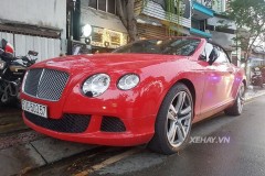Sài Gòn: Bắt gặp Bentley Continental GT Convertible 2013 dạo chơi trên phố