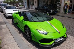 Sài Gòn: Ngắm nhìn Lamborghini Huracan LP610-4 độ RevoZport "thả dáng" trên phố