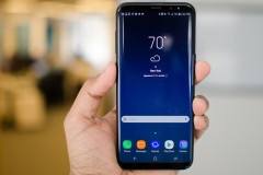 Samsung Galaxy S9 sẽ sở hữu cảm biến vân tay được đặt vào "vùng khuyết" ở mặt trước?