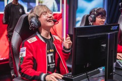 SKT Peanut: “Vì được thay vào sau nên tôi đã có thể tập trung hơn cho trận đấu”