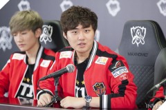 SKT T1 Bang: Khi thua RNG ván 1, tôi không cảm thấy lo lắng nhiều lắm, tuy nhiên thua game 3 là bước ngoặt với chúng tôi